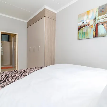 The Ace Apartment @50 On Lever Midrand Exterior foto