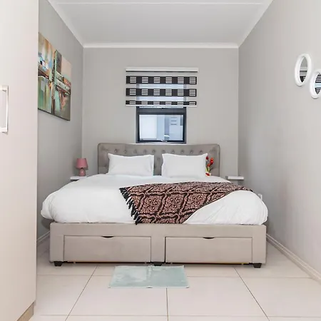 The Ace Apartment @50 On Lever Midrand Exterior foto