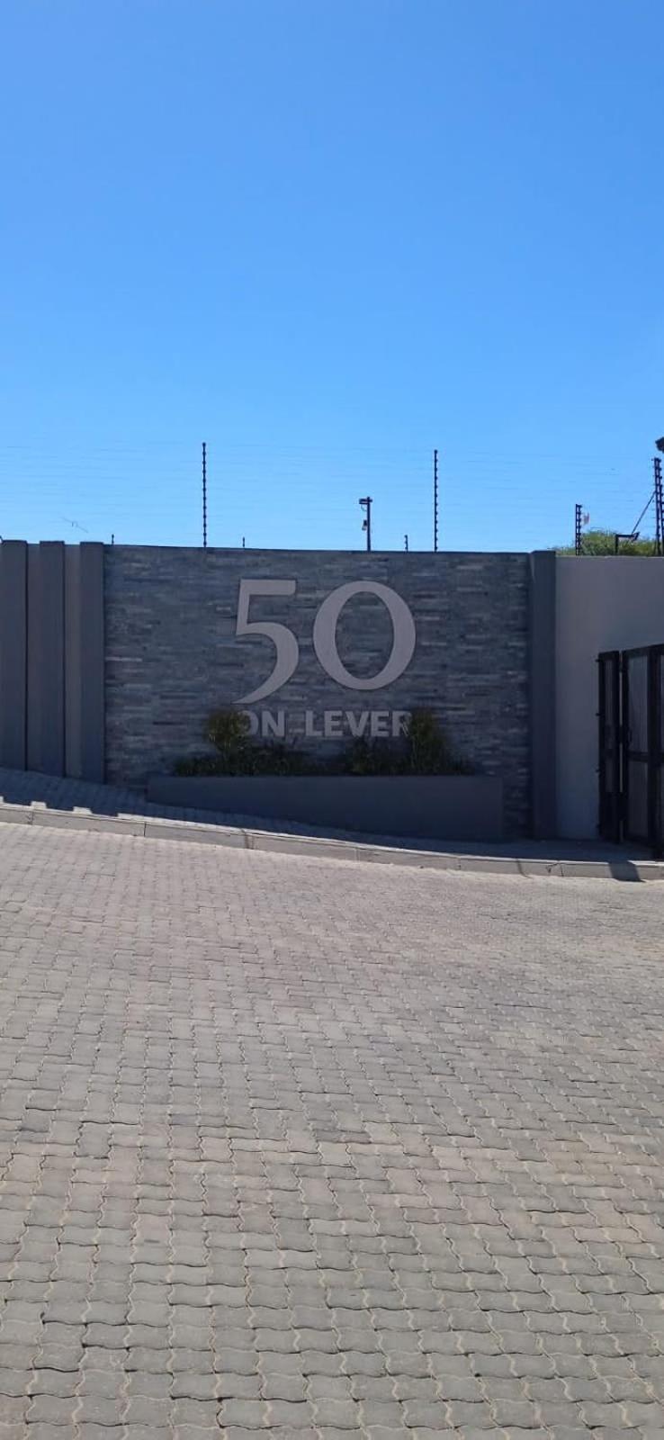 The Ace @50 On Lever Apartment *